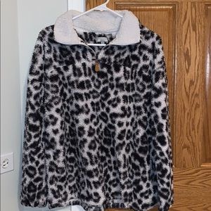 Comfy cheetah quarter zip